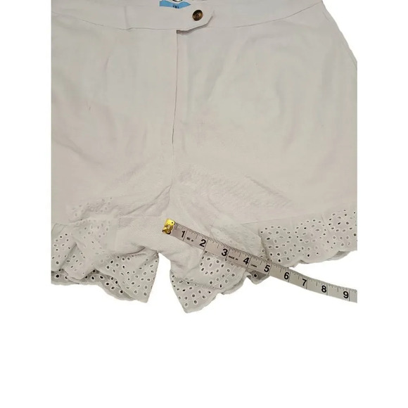 NWOT CECE Women's Mid-Rise Lace Trim Button-Front Shorts Sz 12 - Picture 8 of 10